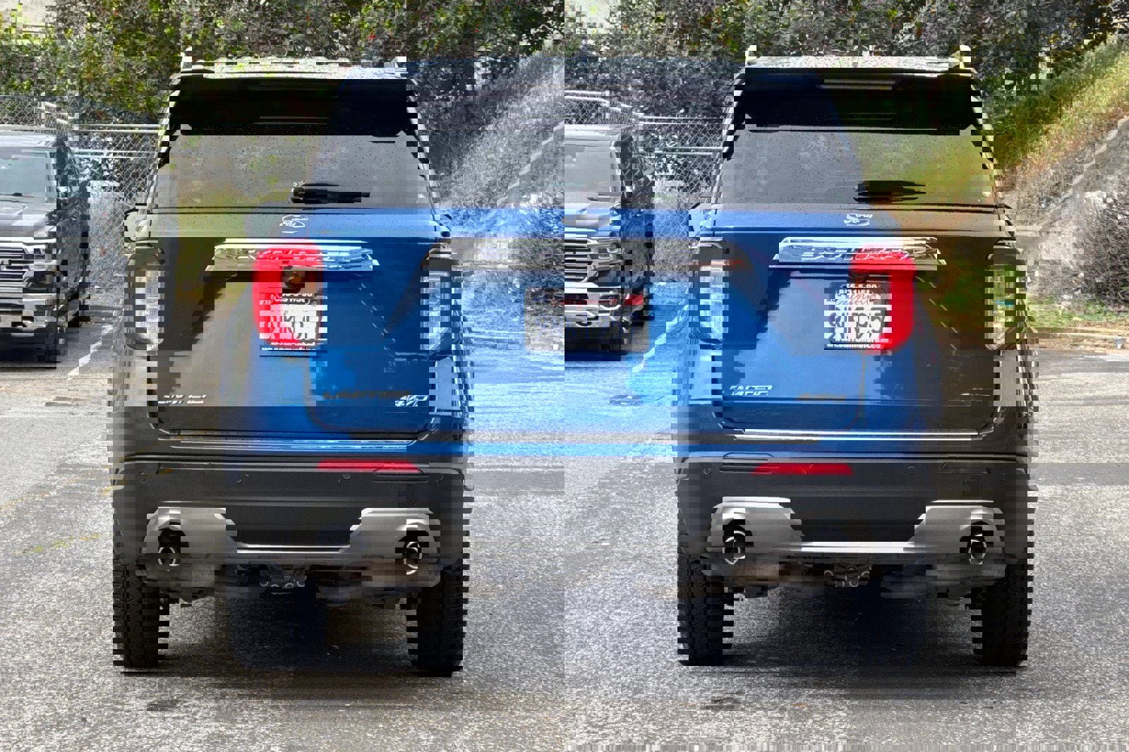 Certified 2021 Ford Explorer Limited w/ Equipment Group 301A image 5