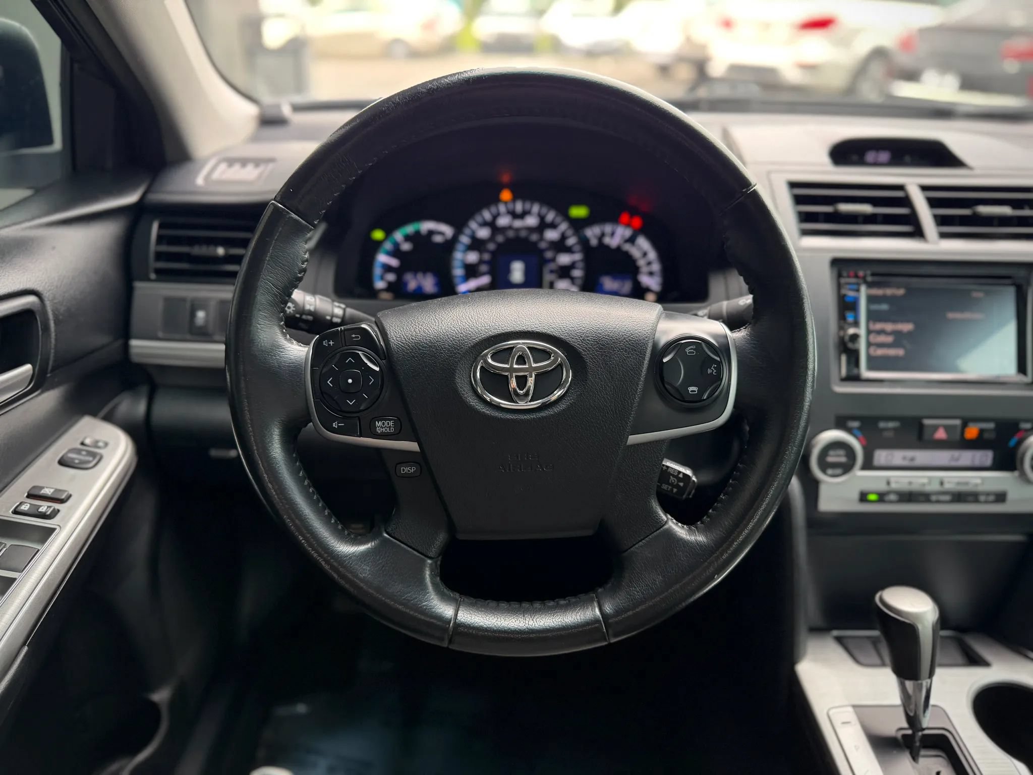 Used 2014 Toyota Camry SE FWD image 8