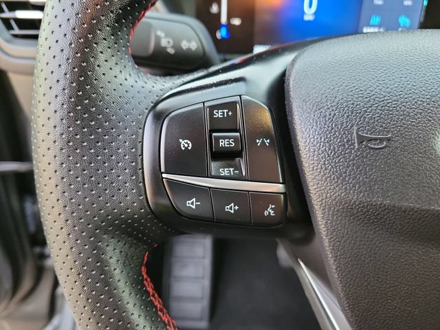 Used 2025 Ford Escape ST-Line FWD image 23
