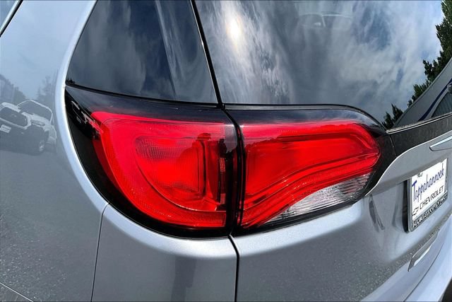 Used 2020 Chrysler Voyager L FWD image 21