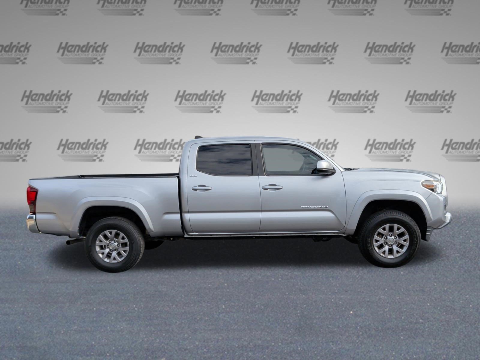 Used 2019 Toyota Tacoma SR5 image 6
