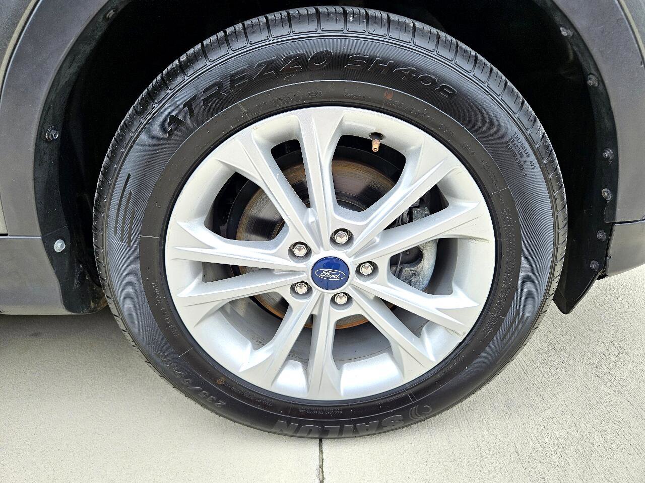 Used 2019 Ford Escape SEL image 37