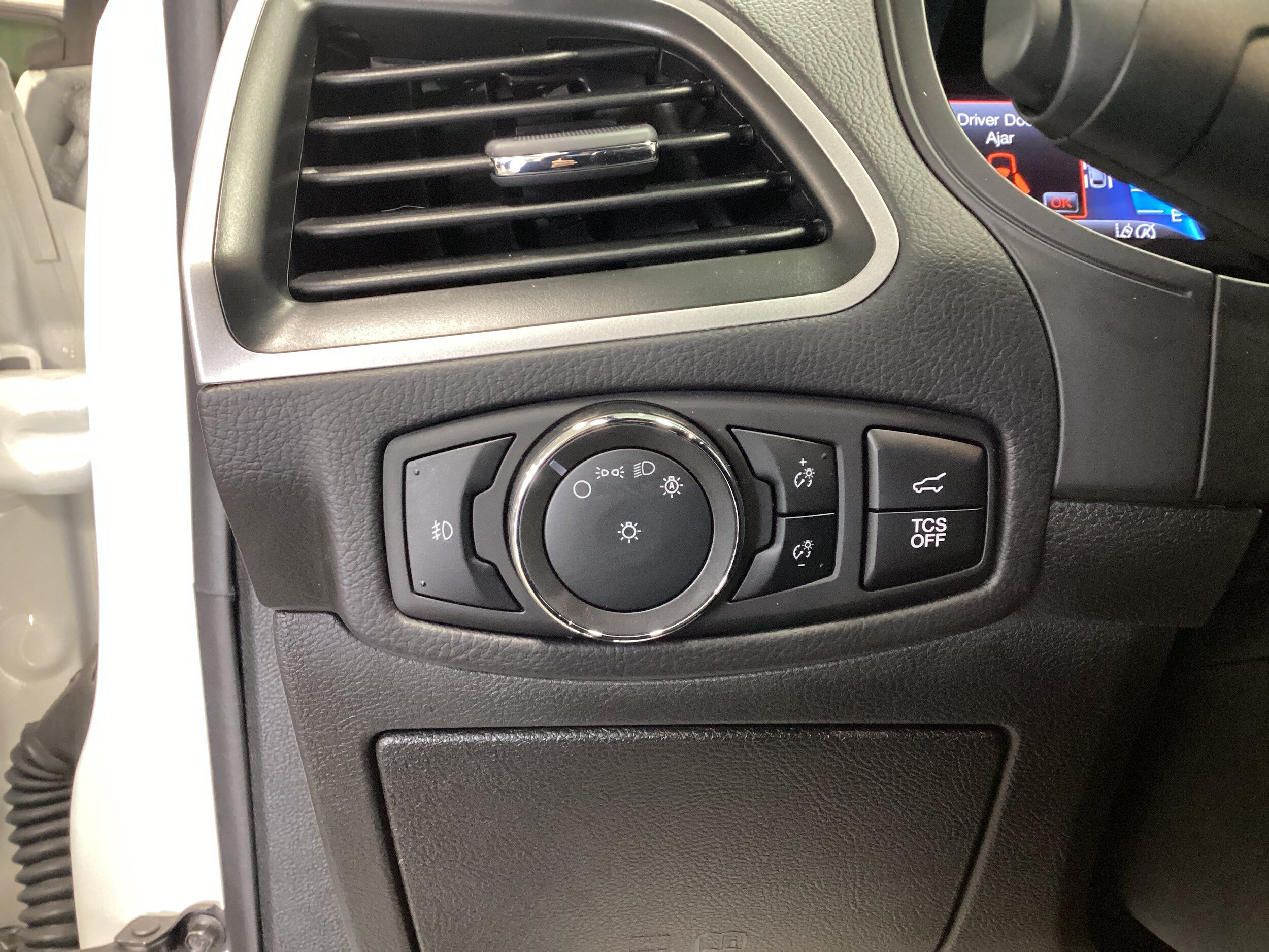 Used 2024 Ford Edge ST-Line AWD/4WD image 20