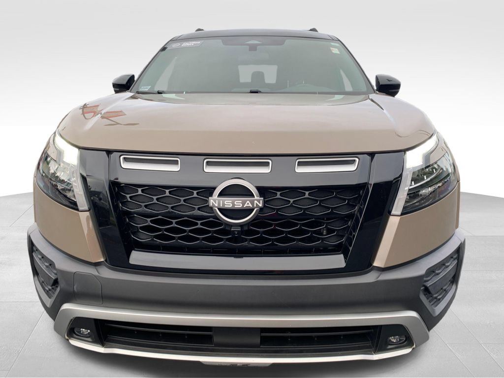Used 2024 Nissan Pathfinder Rock Creek AWD/4WD image 16