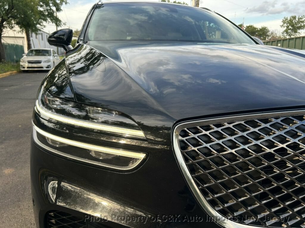 Used 2022 Genesis GV70 2.5T w/ Advanced Package AWD/4WD image 21