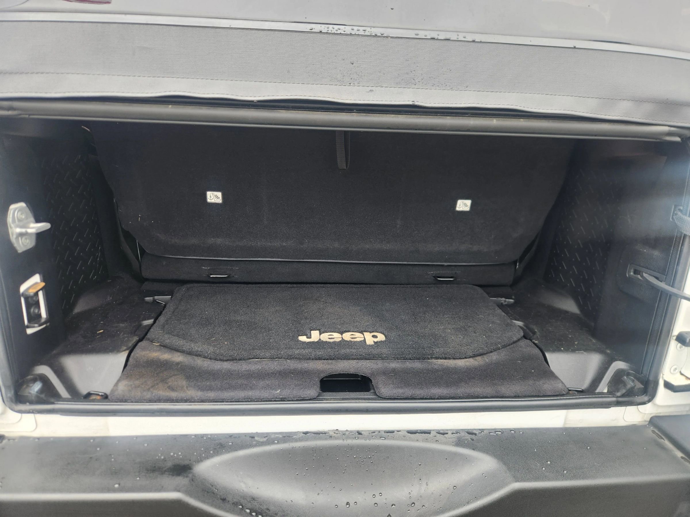 Used 2013 Jeep Wrangler Sport AWD/4WD image 42