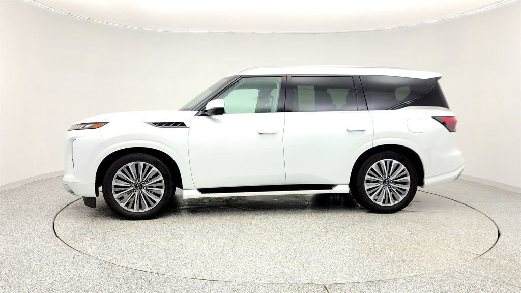 Used 2025 INFINITI QX80 Sensory image 8