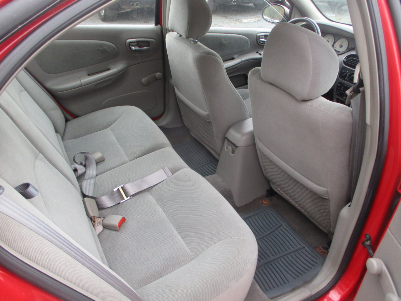 Used 2000 Plymouth Neon Sedan image 8