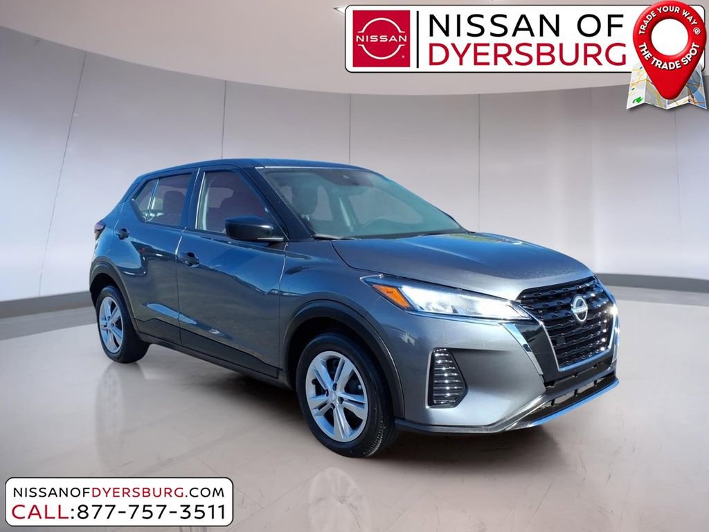 Used 2024 Nissan Kicks S image 1