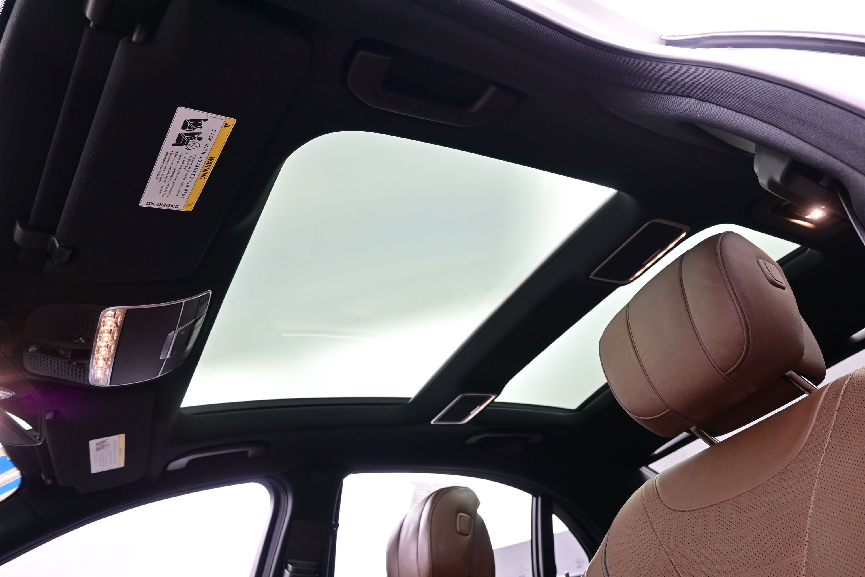 Used 2015 Mercedes-Benz S 550 Sedan image 21