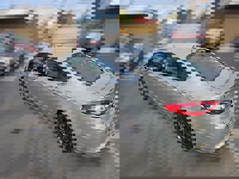 Used 2015 Ford Fusion SE w/ Equipment Group 201A image 6