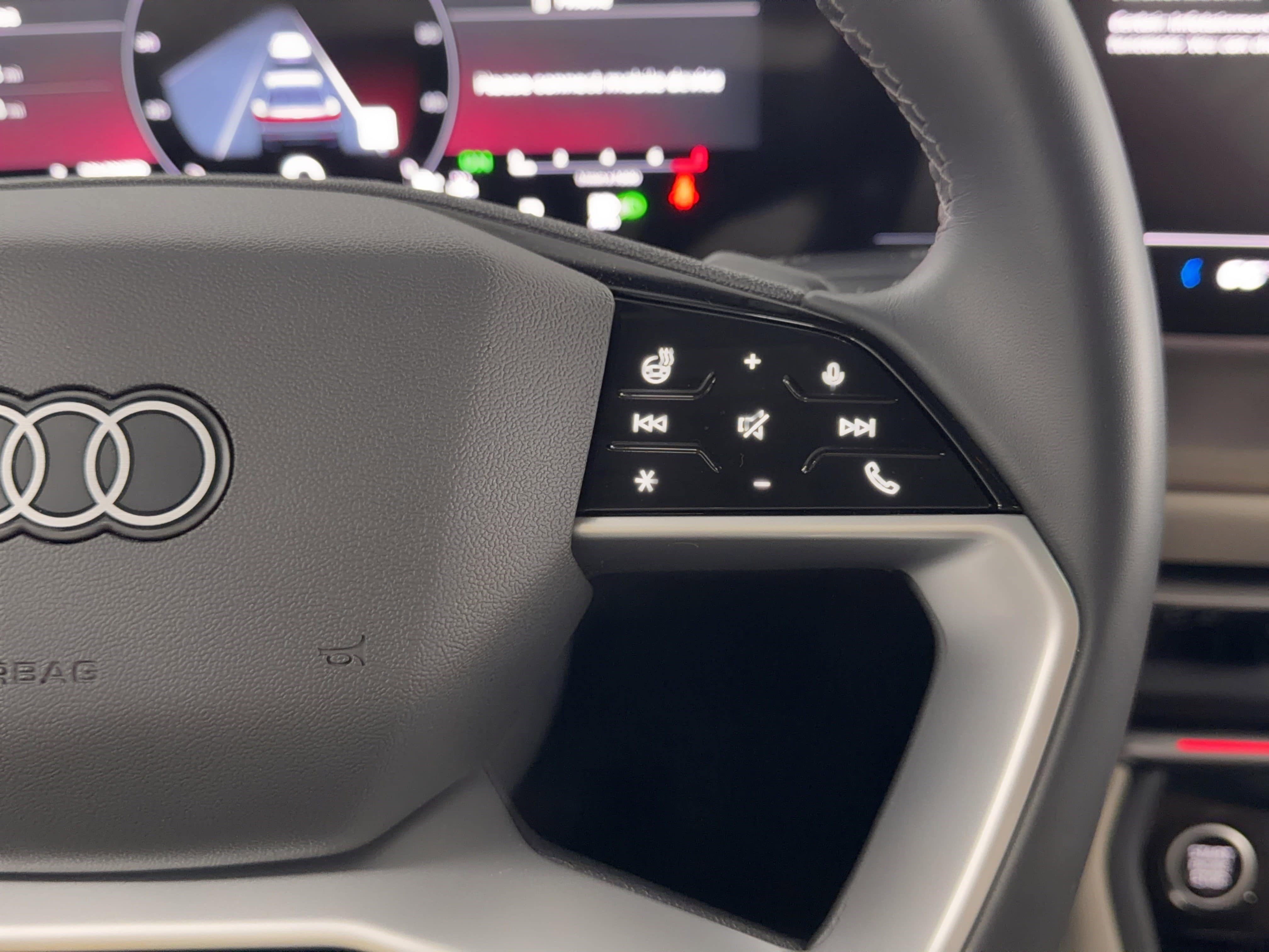 Used 2025 Audi Q5 Premium Plus w/ Premium Plus image 22