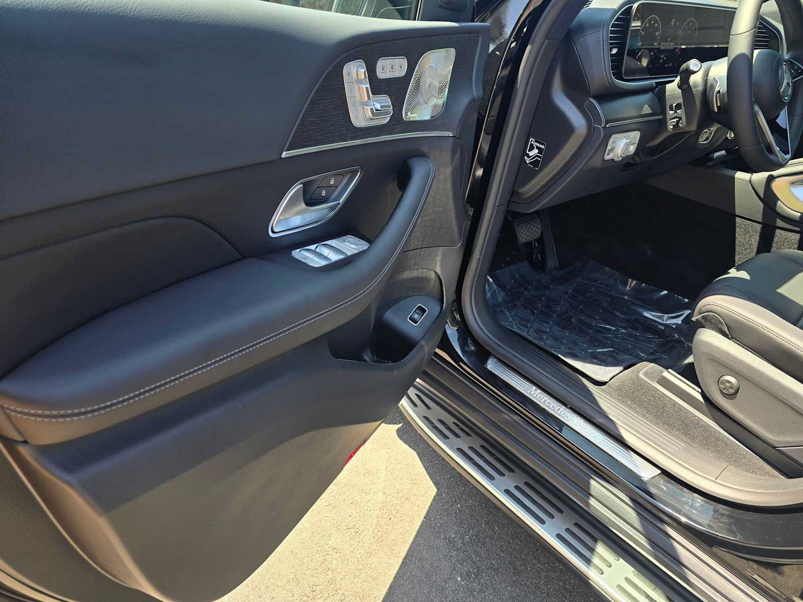 New 2026 Mercedes-Benz GLS 450 4MATIC image 23