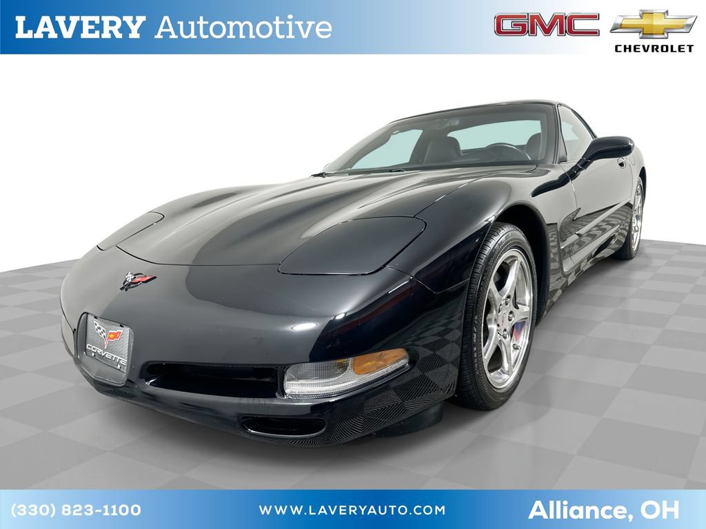 Used 2004 Chevrolet Corvette Coupe w/ Preferred Equipment Group RWD image 1