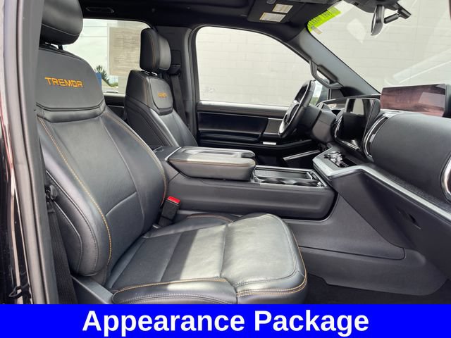 Used 2025 Ford Expedition Tremor AWD/4WD image 37