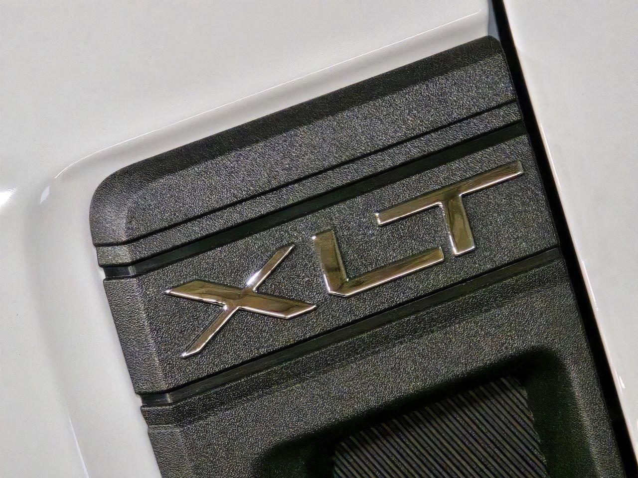 New 2025 Ford Maverick XLT image 3