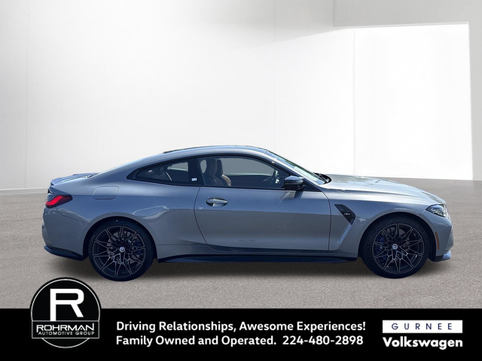 Used 2022 BMW M4 Coupe RWD image 11