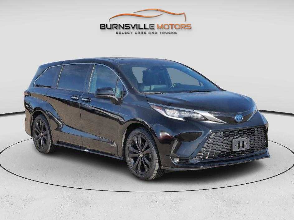 Used 2021 Toyota Sienna XSE