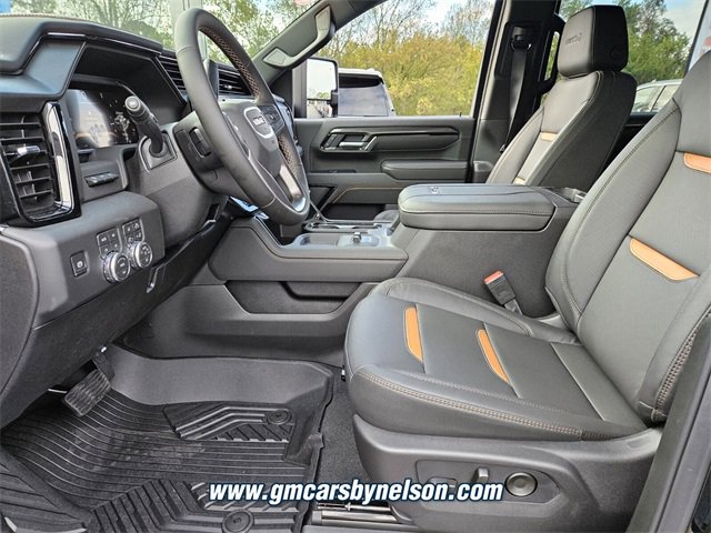 New 2026 GMC Sierra 2500 AT4 w/ AT4 Premium Plus Package image 5