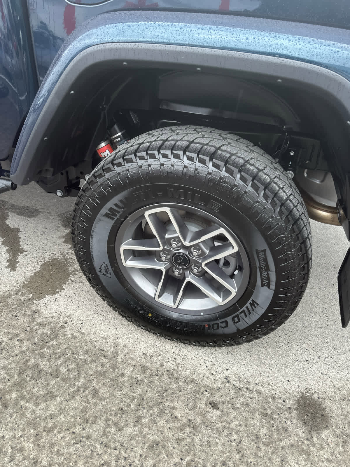 Used 2025 Jeep Gladiator Mojave AWD/4WD image 8