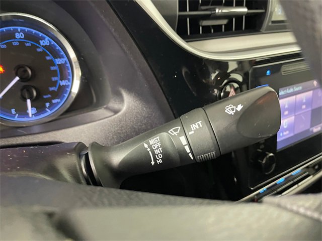 Used 2017 Toyota Corolla LE image 12