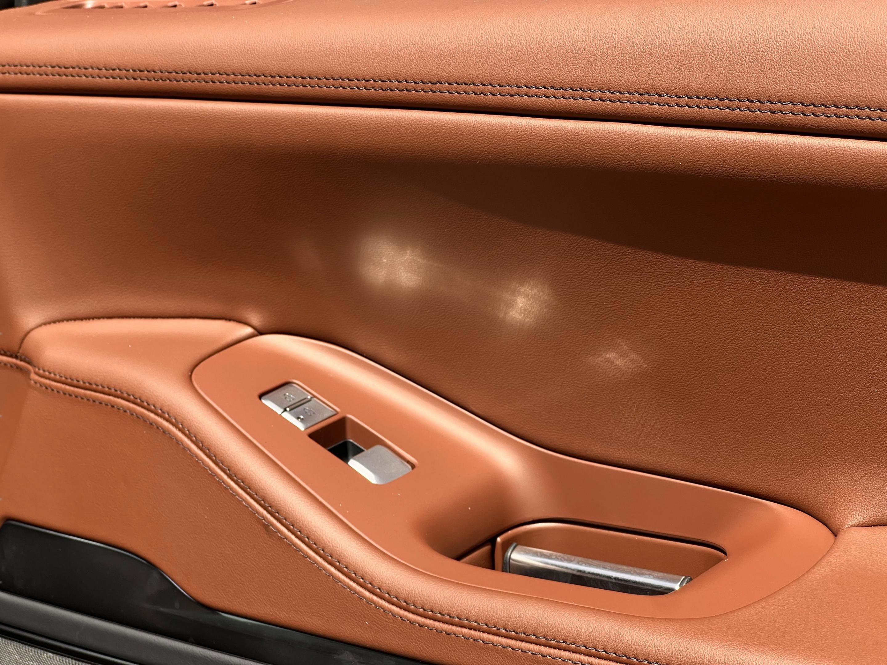 Used 2026 Lincoln Navigator Reserve AWD/4WD image 25