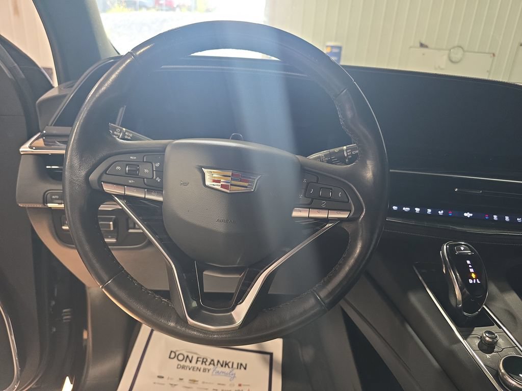 Used 2022 Cadillac Escalade ESV Sport AWD/4WD image 16