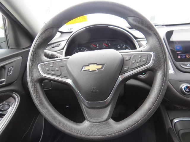 Used 2022 Chevrolet Malibu LT FWD image 14