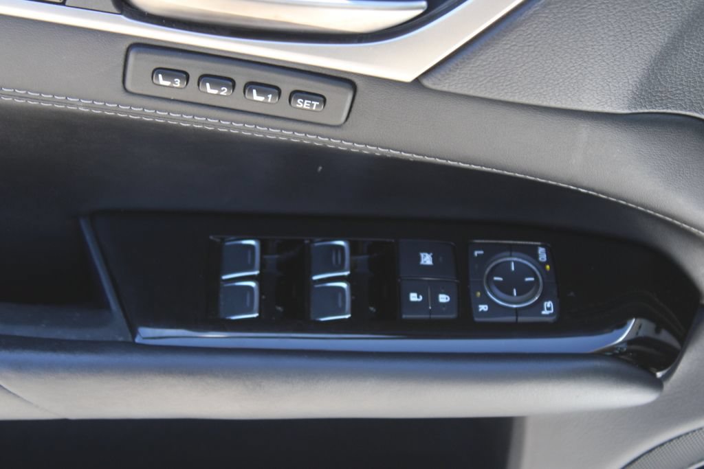 Used 2017 Lexus GS 200t w/ Premium Package RWD image 26