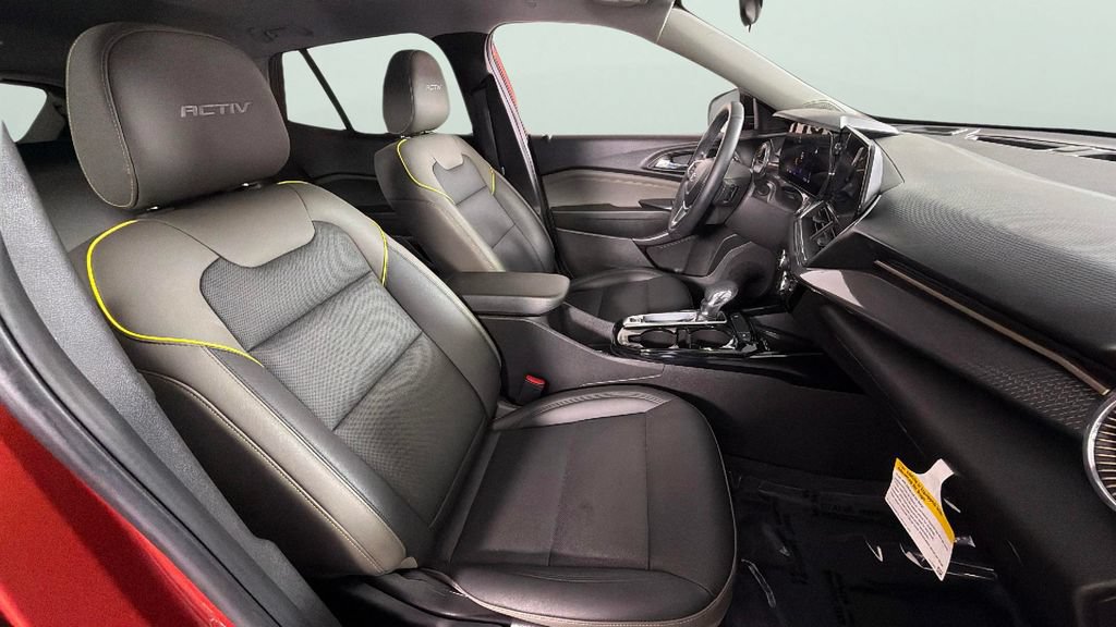 Certified 2024 Chevrolet Trax ACTIV w/ Sunroof Package FWD image 33