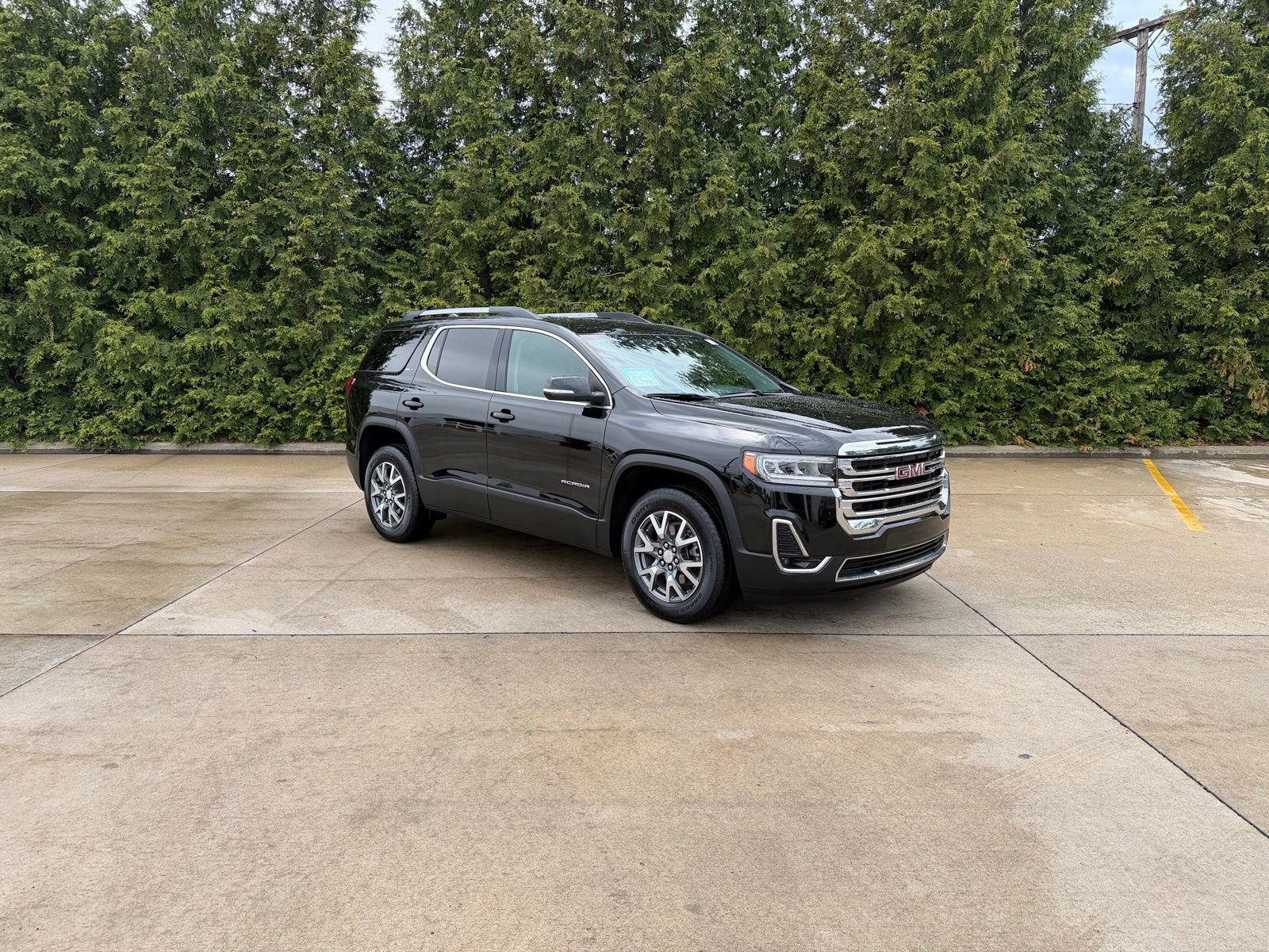 Used 2023 GMC Acadia SLT FWD image 7