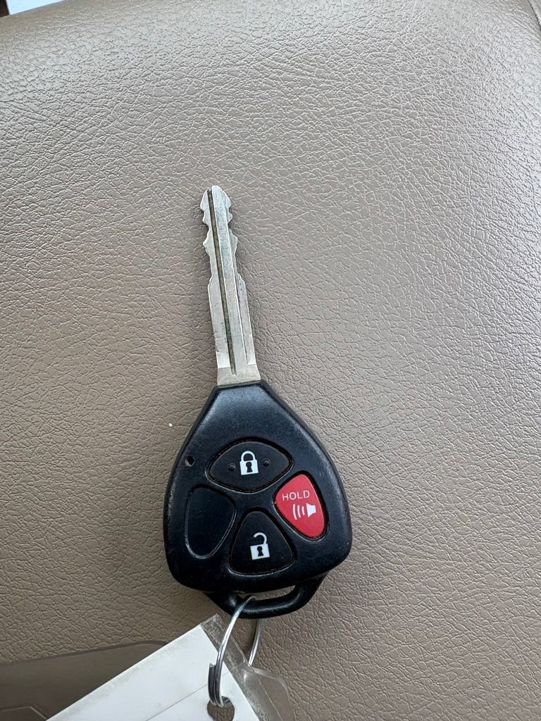 Used 2014 Toyota 4Runner SR5 Premium RWD image 28