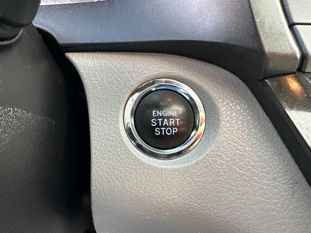 Used 2017 Toyota Sienna XLE Premium image 43