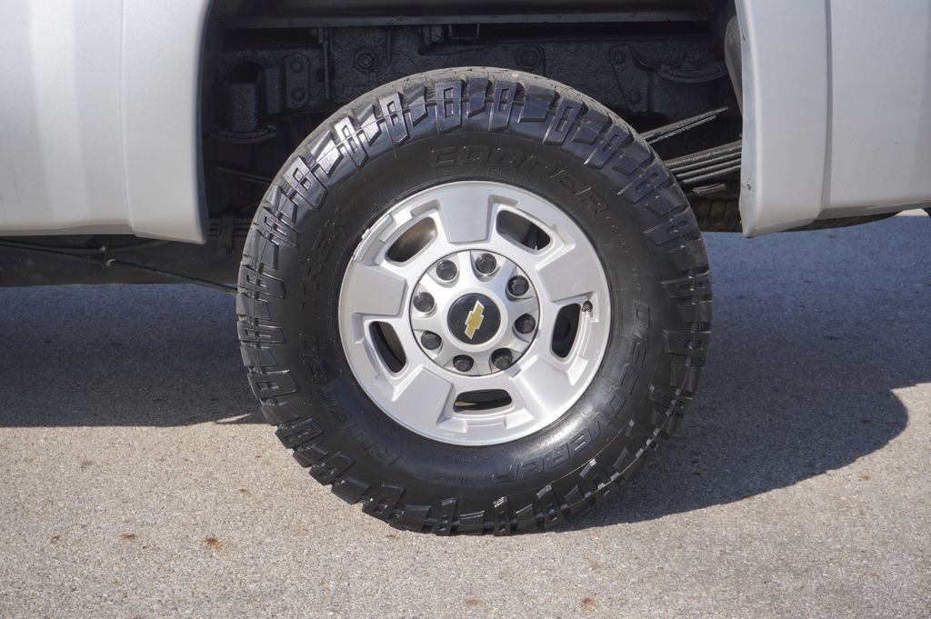 Used 2014 Chevrolet Silverado 3500 LT w/ Custom Sport Truck Package AWD/4WD image 11