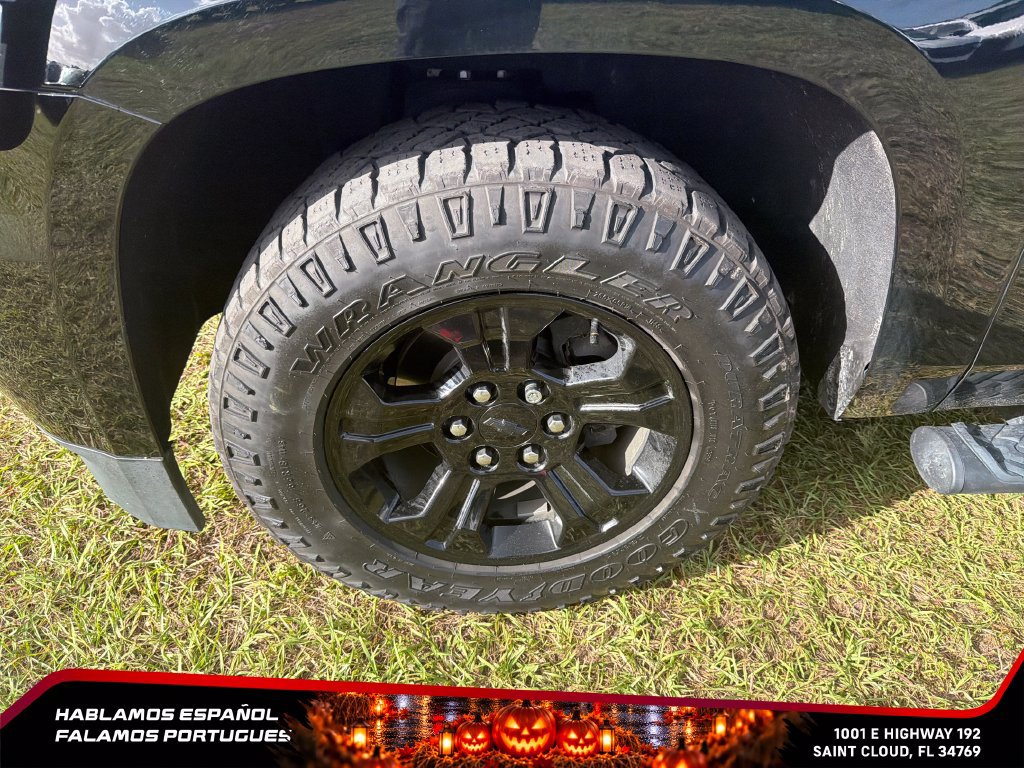 Used 2020 Chevrolet Tahoe LS w/ Enhanced Driver Alert Package RWD image 10