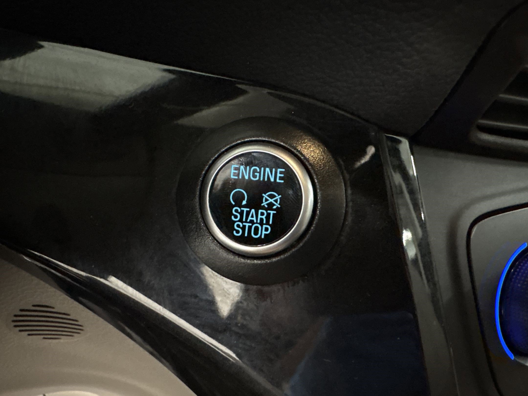 Used 2018 Ford Escape Titanium FWD image 26