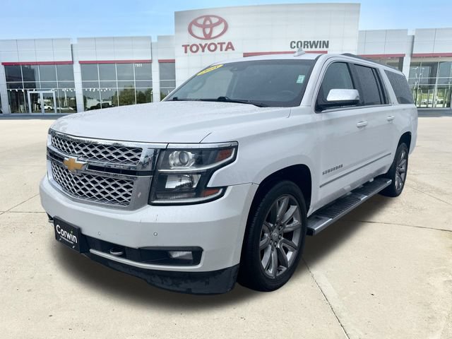 Used 2018 Chevrolet Suburban LT w/ LT Signature Package AWD/4WD image 7
