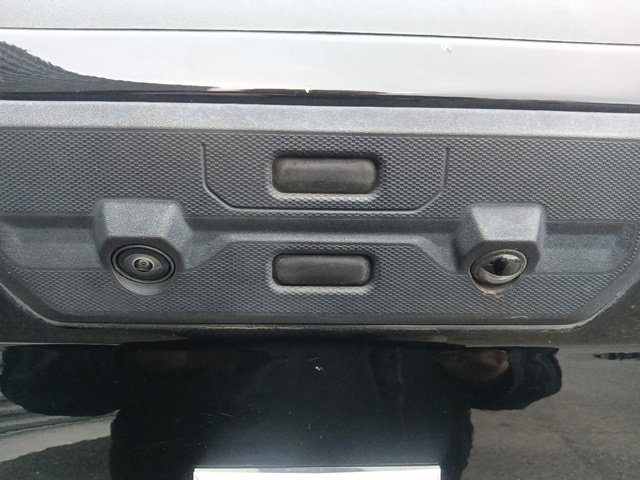 Used 2024 Chevrolet Silverado 1500 High Country w/ Technology Package image 30