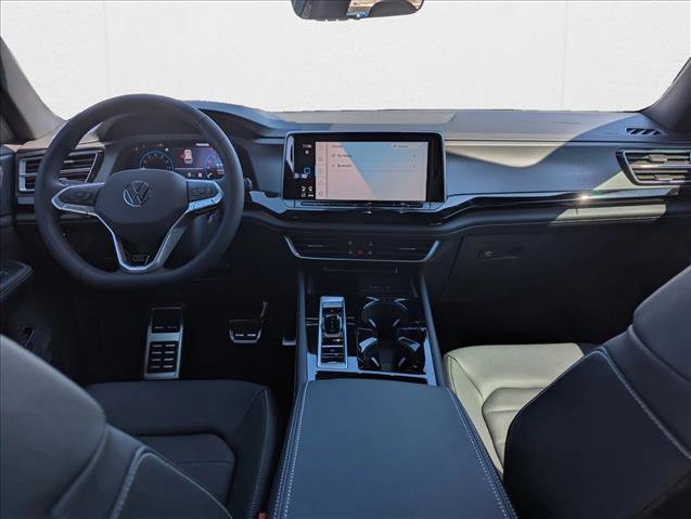 New 2026 Volkswagen Atlas Cross Sport SEL R-Line image 18