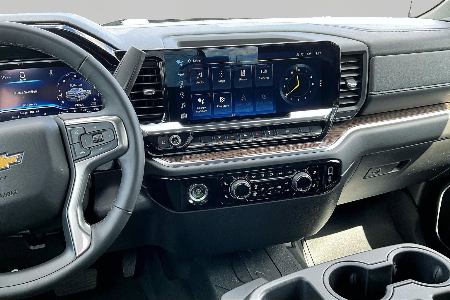 Used 2024 Chevrolet Silverado 1500 LT image 9