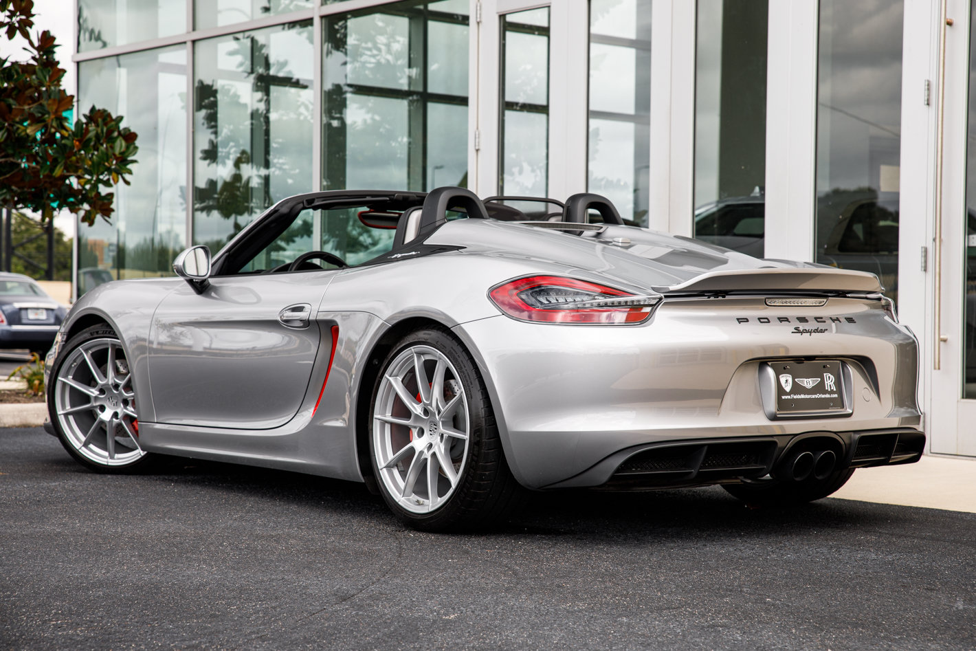 Used 2016 Porsche Boxster Spyder RWD image 15