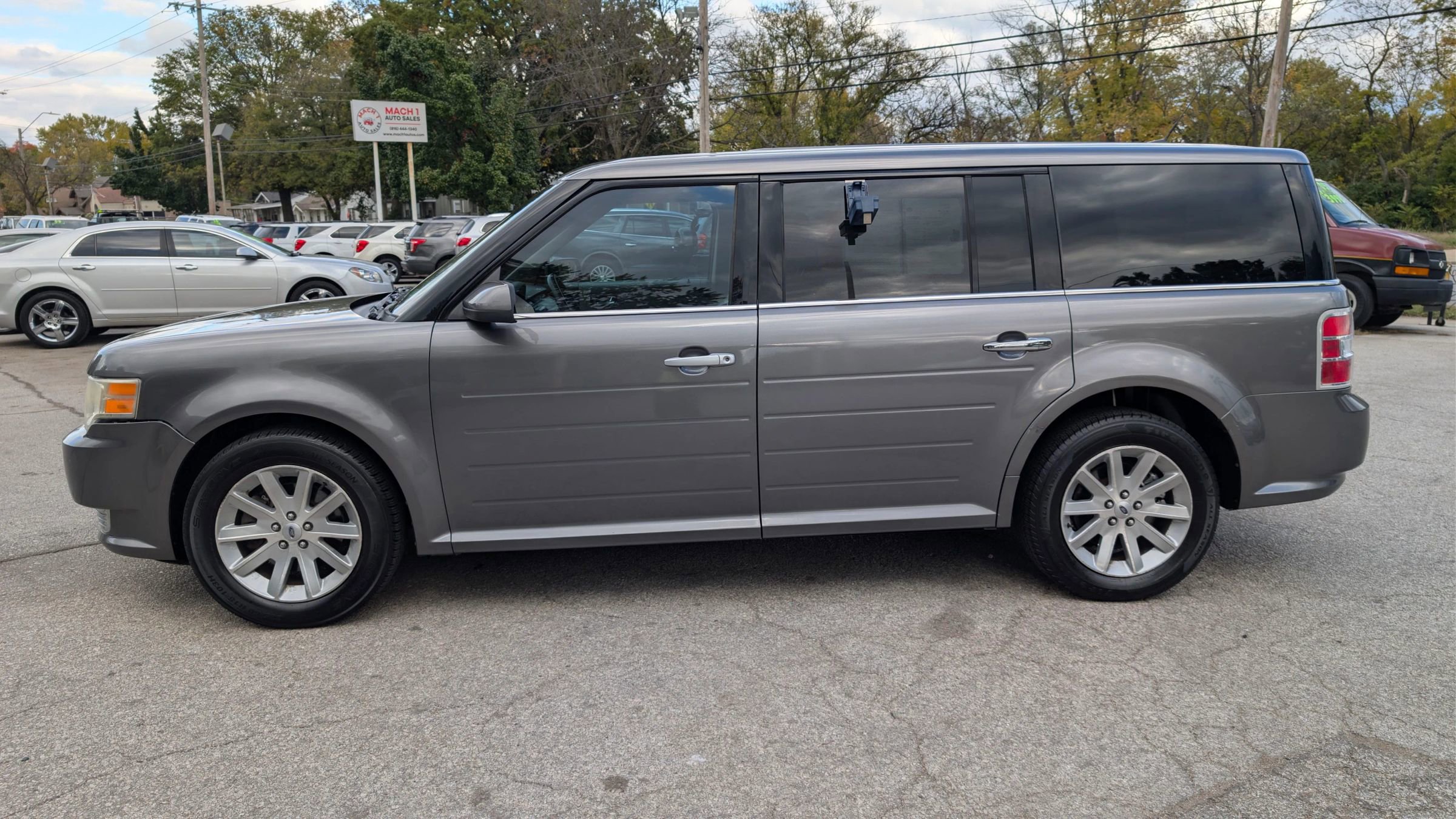 Used 2010 Ford Flex SEL image 4