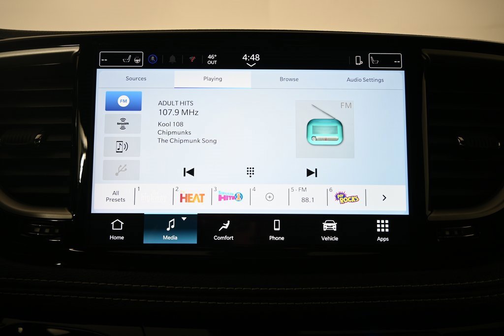 New 2026 Chrysler Pacifica Select image 27