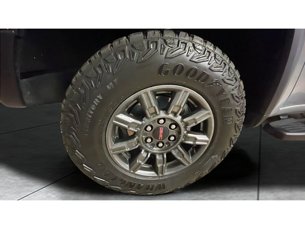 Certified 2024 GMC Sierra 1500 AT4X image 9