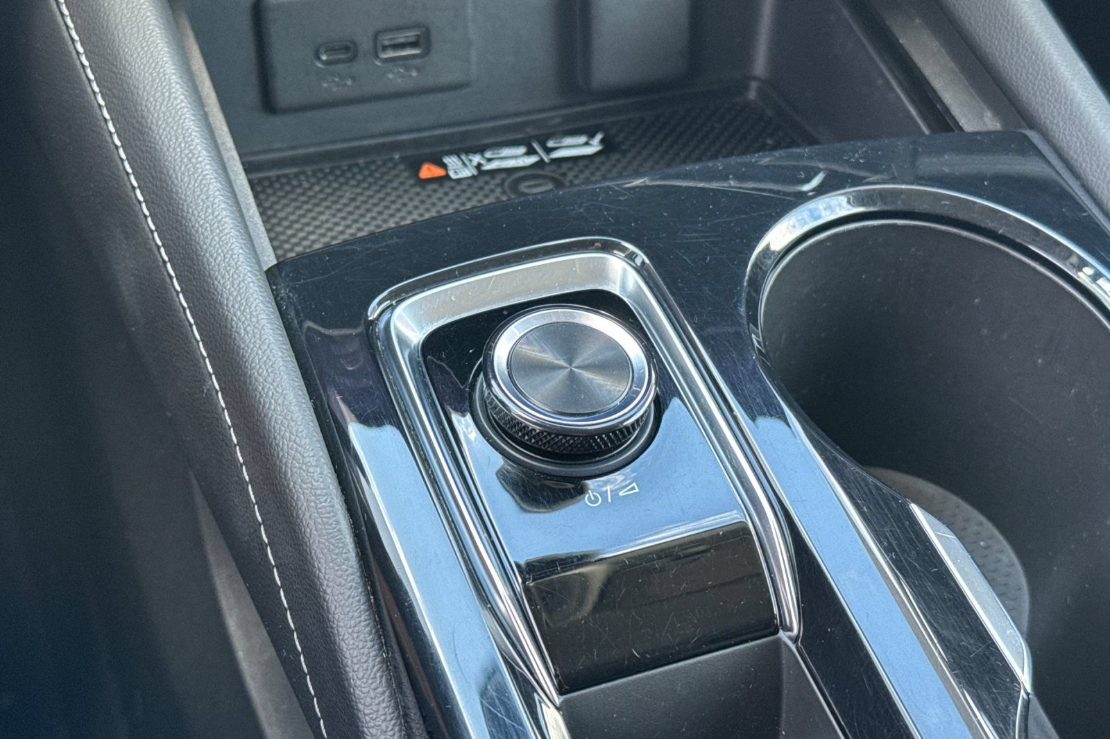 Used 2024 Buick Envision Preferred AWD/4WD image 29