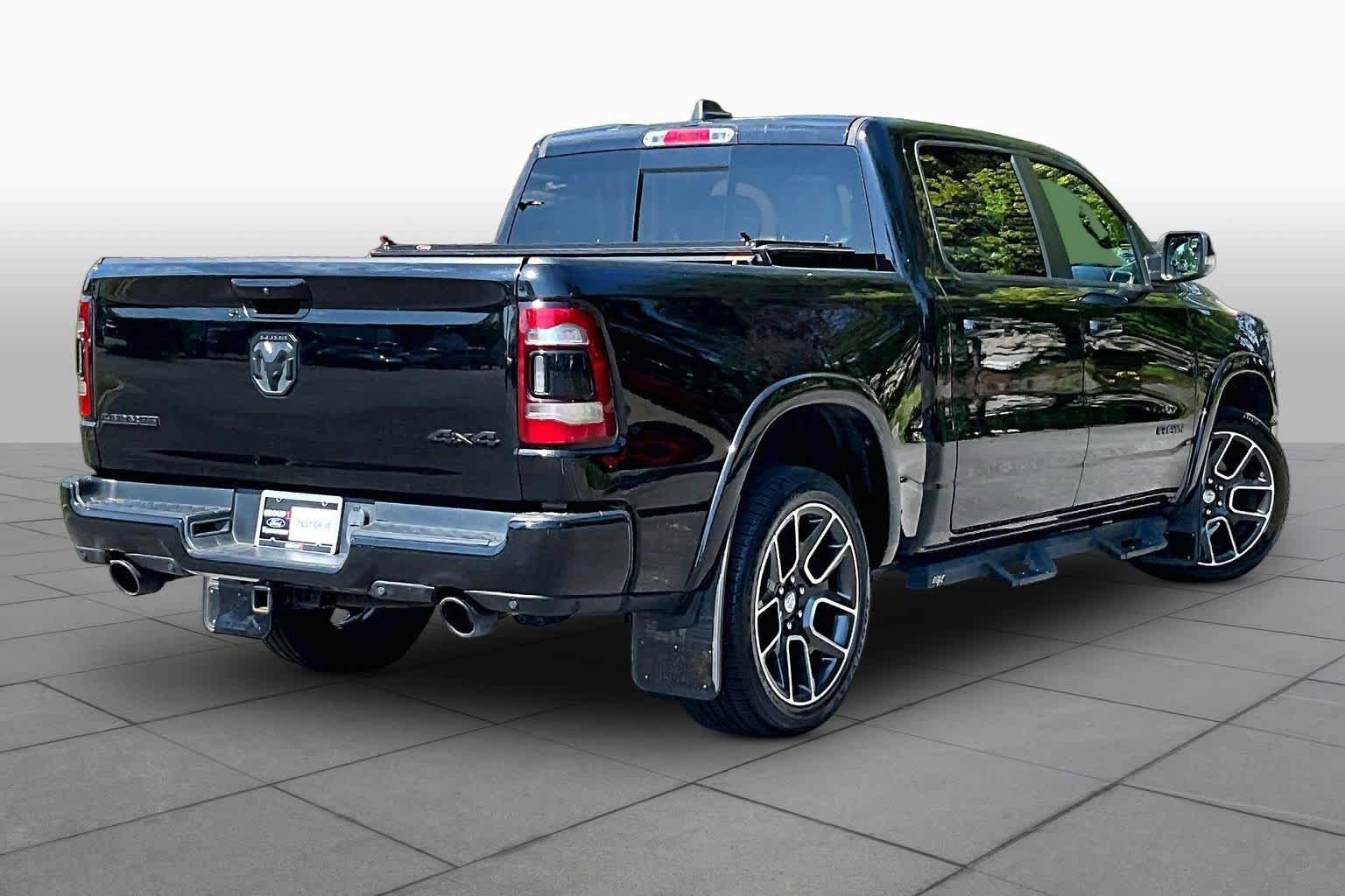 Used 2019 RAM 1500 Laramie AWD/4WD image 13