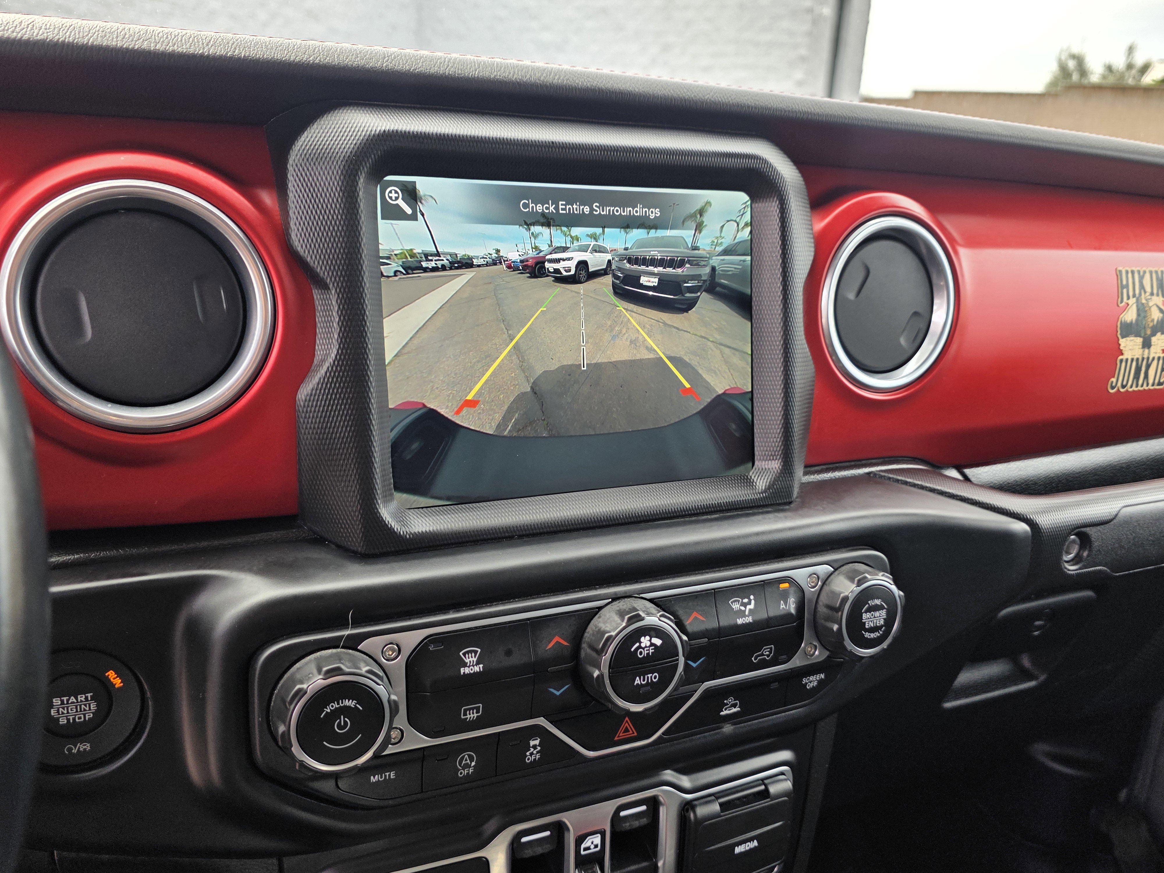 Certified 2021 Jeep Gladiator Rubicon AWD/4WD image 16