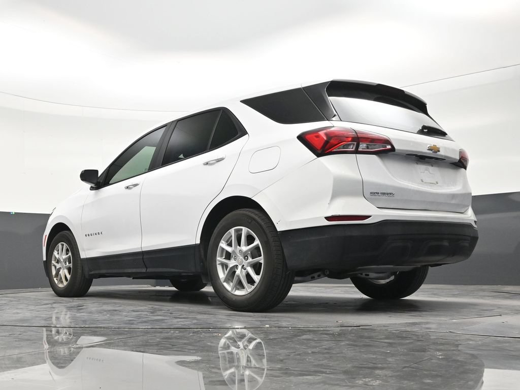 Used 2024 Chevrolet Equinox LS FWD image 21