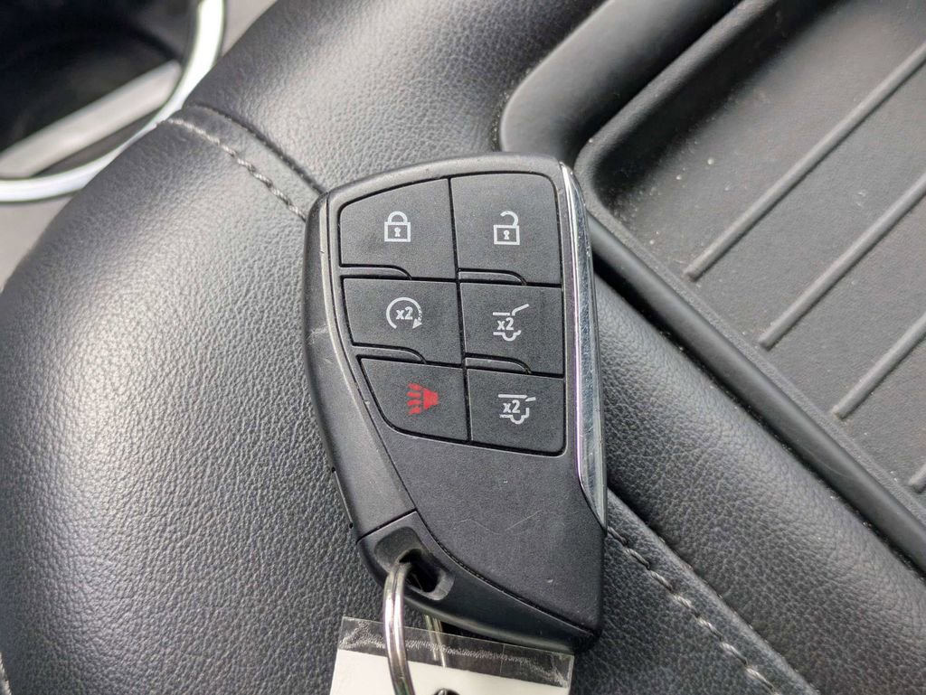 Used 2023 Chevrolet Tahoe LT AWD/4WD image 32