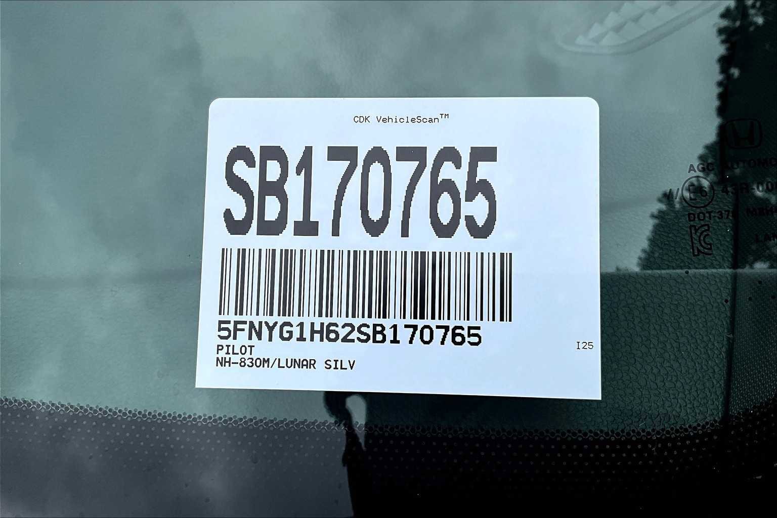 New 2025 Honda Pilot TrailSport image 18